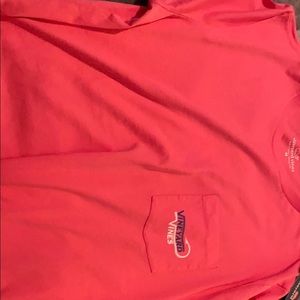 Vineyard vines t-shirt